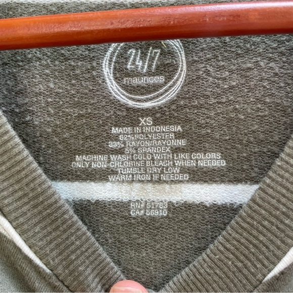 MAURICES Women’s Striped Olive Green T-Shirt Short Sleeve Dress Size XS - Picture 3 of 9